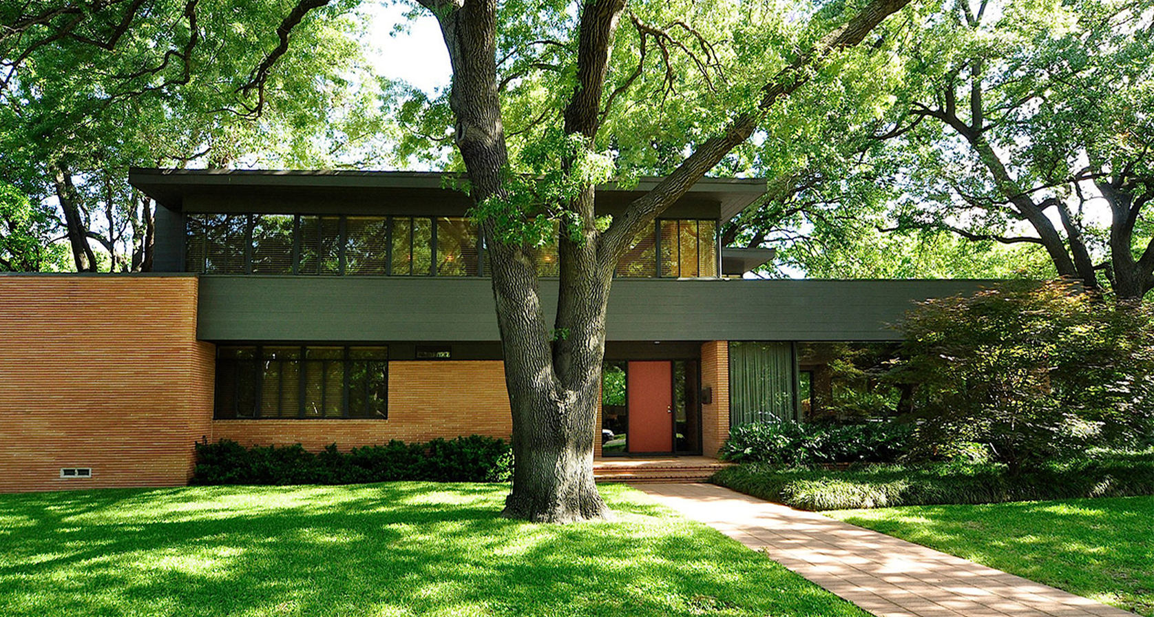 DC Hillier's MCM Daily Architect Howard Meyer